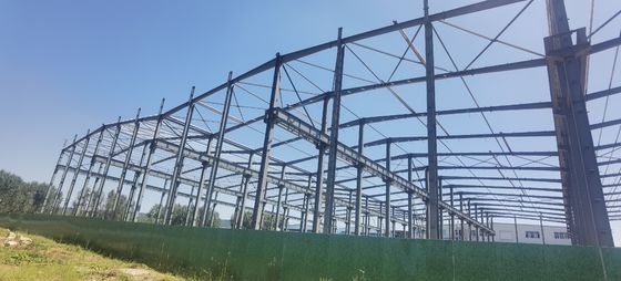 স্থিতিশীল পেশাদার ইঞ্জিনিয়ারিং ডিজাইন প্রিফ্যাব্রিকেটেড হাউস স্টিল কাঠামো ফ্রেম বিল্ডিং কর্মশালা