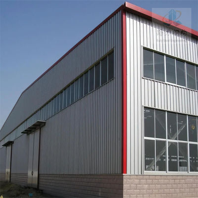 প্রিফ্যাব স্টিল স্ট্রাকচার গুদাম H-Section Beams এবং স্যান্ডউইচ প্যানেল সহ
