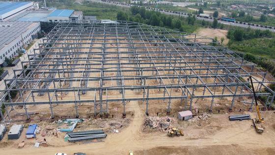 প্রিফ্যাব স্টিল স্ট্রাকচার গুদাম H-Section Beams সঙ্গে 50 বছর জীবনকাল