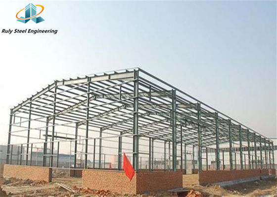 Q355b ইস্পাত কাঠামো মাল্টি স্প্যান গুদাম / প্রিফ্যাব্রিকেটেড বিল্ডিং / টায়ার কারখানা