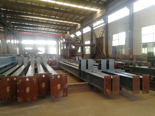 প্রিফ্যাব স্টিল পোর্টাল ফ্রেম বিল্ডিং H-Section Beams এবং Columns সহ