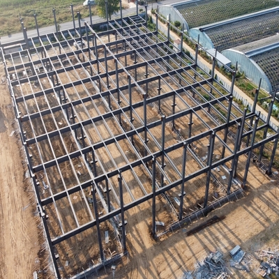 প্রিফ্যাব স্টিল স্ট্রাকচার গুদাম H-Section Beams সঙ্গে 50 বছর জীবনকাল