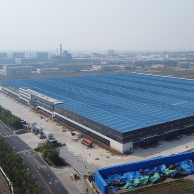 লজিস্টিকের জন্য 15000m2 প্রিফ্যাব্রিকেটেড স্টিল স্ট্রাকচার গুদাম
