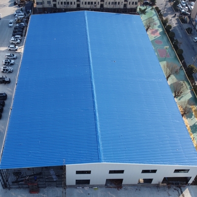 H-Section Beams সহ প্রিফ্যাব্রিকেটেড স্টিল স্ট্রাকচার গুদাম ৫০ বছরের জীবনকাল