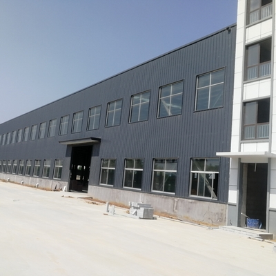 প্রিফ্যাব স্টিল স্ট্রাকচার গুদাম H-Section Beams এবং স্যান্ডউইচ প্যানেল সহ