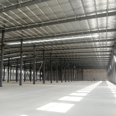 প্রিফ্যাব স্টিল স্ট্রাকচার গুদাম H-Section Beams সঙ্গে 50 বছর জীবনকাল