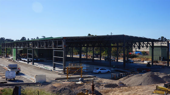 অস্ট্রেলিয়া Prefabricated ইস্পাত কাঠামো কর্মশালা আধুনিক টাইপ ট্রাস ছাদ